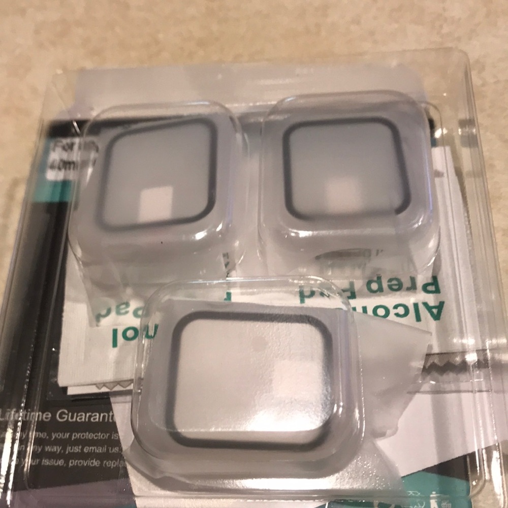 LK 3-pack Smartwatch Case Built-In Tempered Glass - Picture 2 of 8